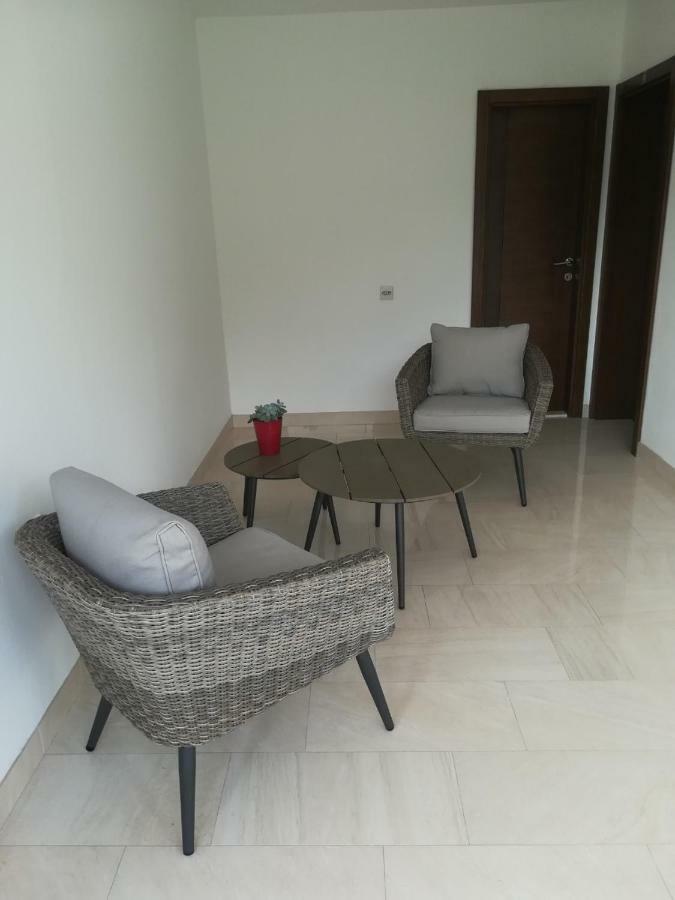 Apartments Blanka Zrnovo Extérieur photo